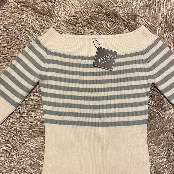 NWT‎ Zaful Long Sleeve Sweater - Picture 4 of 9